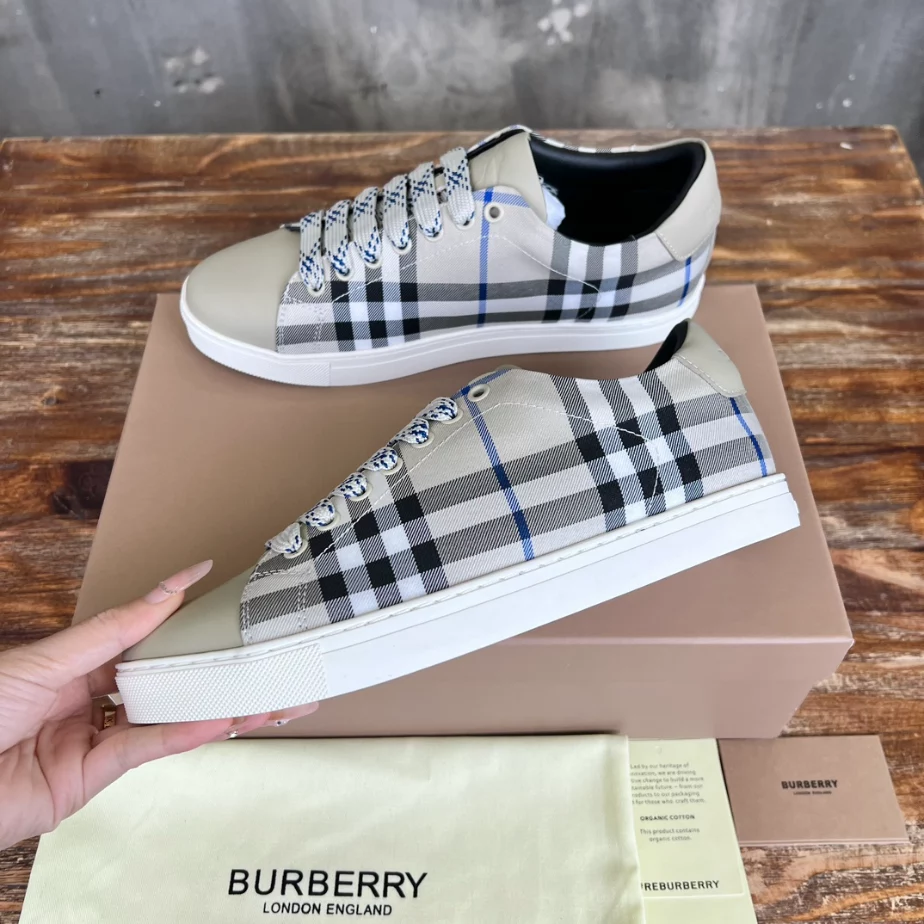 BURBERRY CHECK AND LEATHER SNEAKERS - BBR072