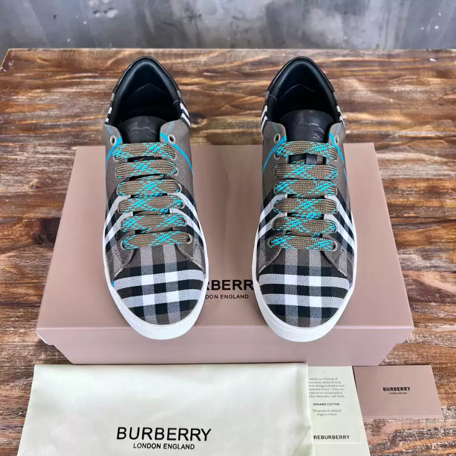 BURBERRY CHECK AND LEATHER SNEAKERS - BBR074