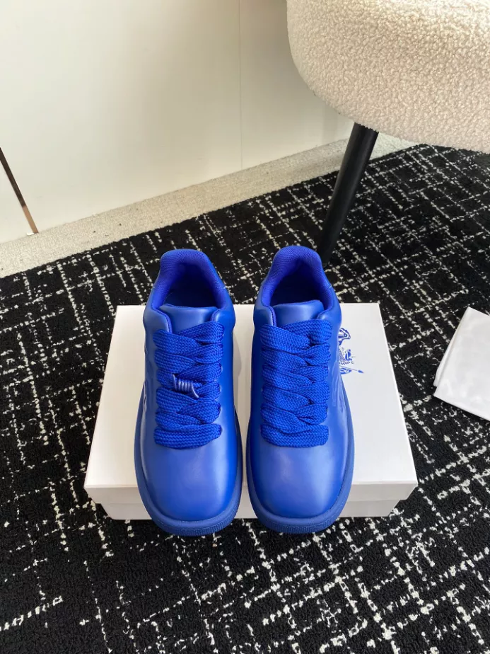 BURBERRY LEATHER BOX SNEAKERS - BBR100