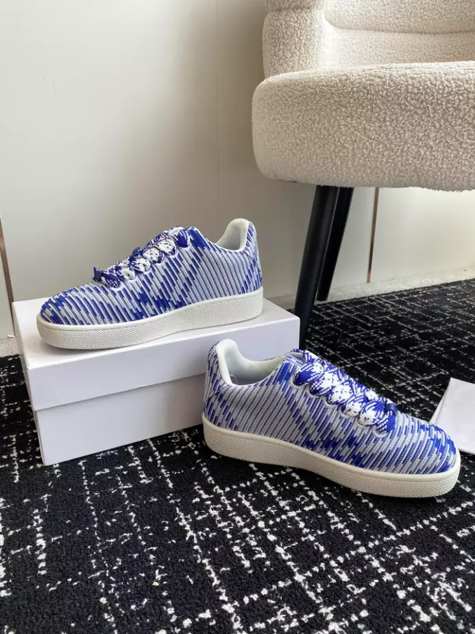 BURBERRY CHECK KNIT BOX SNEAKERS - BBR097