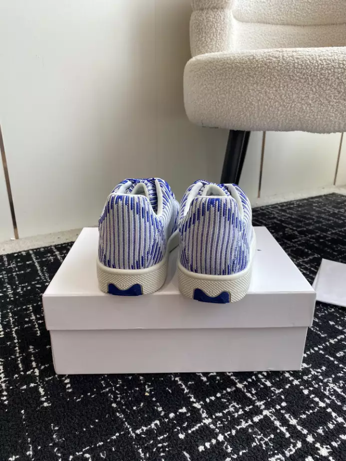 BURBERRY CHECK KNIT BOX SNEAKERS - BBR097