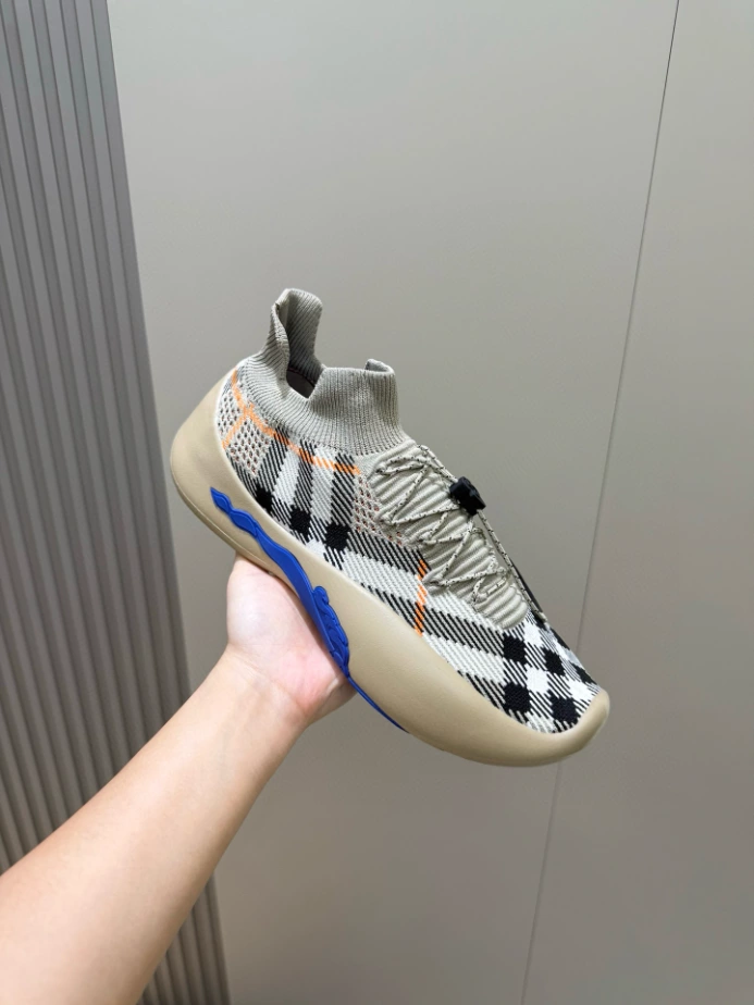 BURBERRY CHECK KNIT NEPTUNE SNEAKERS - BBR055
