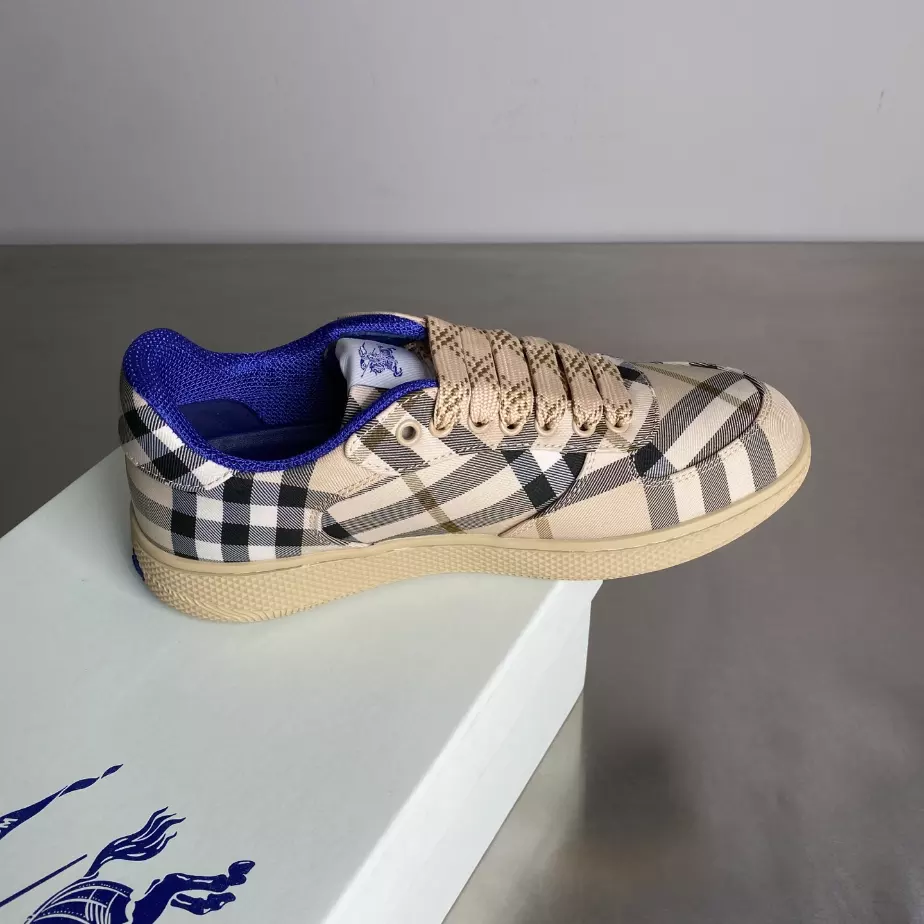 BURBERRY CHECK TERRACE SNEAKERS - BBR037