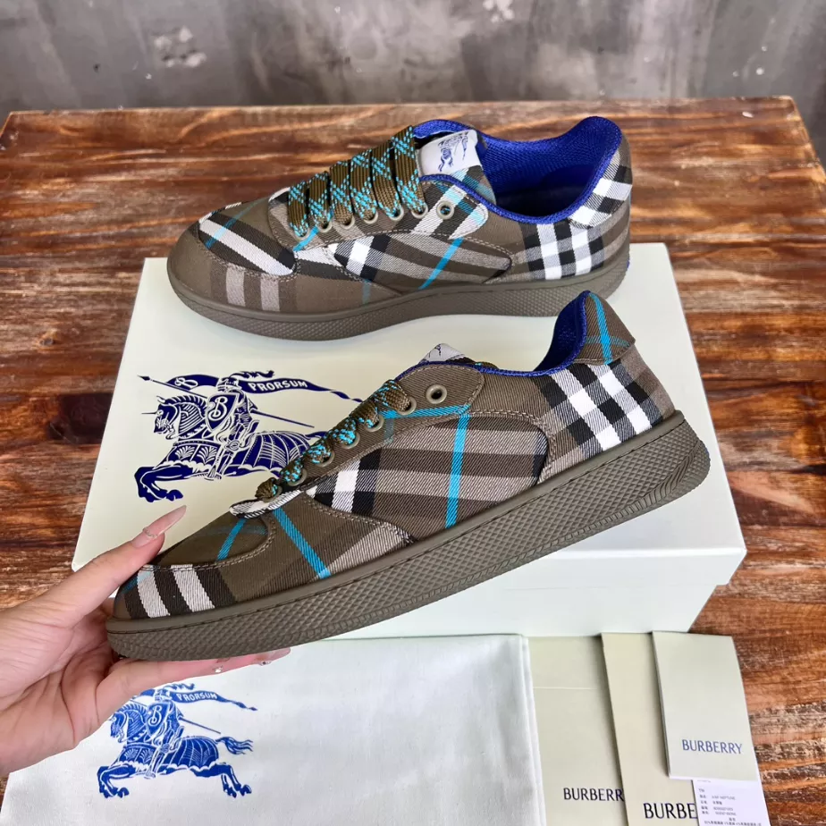 BURBERRY CHECK TERRACE SNEAKERS - BBR070
