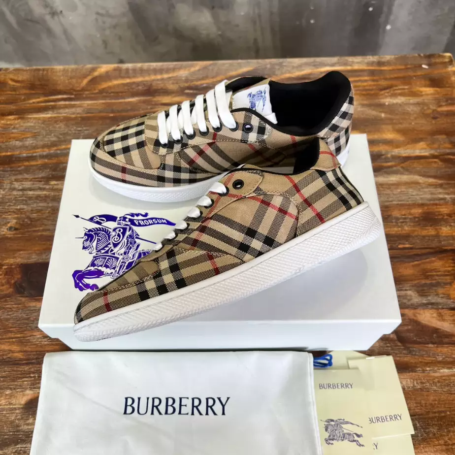 BURBERRY CHECK TERRACE SNEAKERS - BBR093