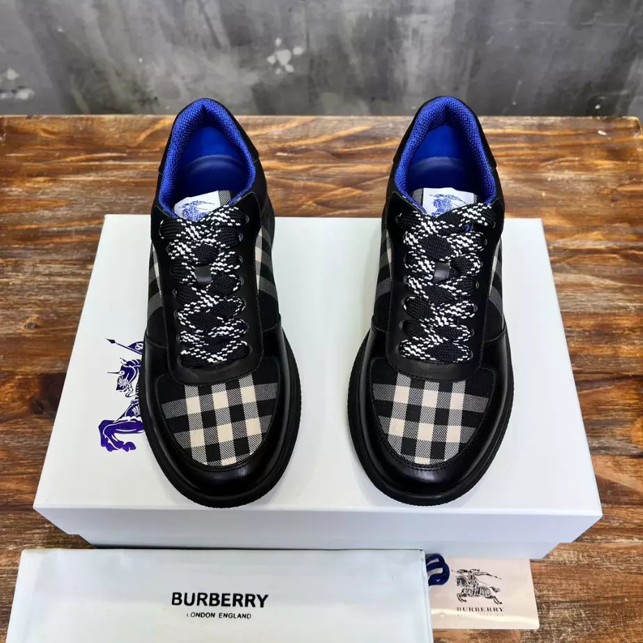 BURBERRY LEATHER AND CHECK TERRACE SNEAKERS - BBR084