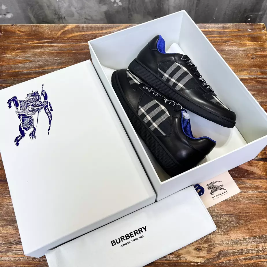 BURBERRY LEATHER AND CHECK TERRACE SNEAKERS - BBR084