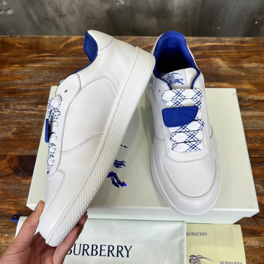 BURBERRY LEATHER TERRACE SNEAKERS - BBR086