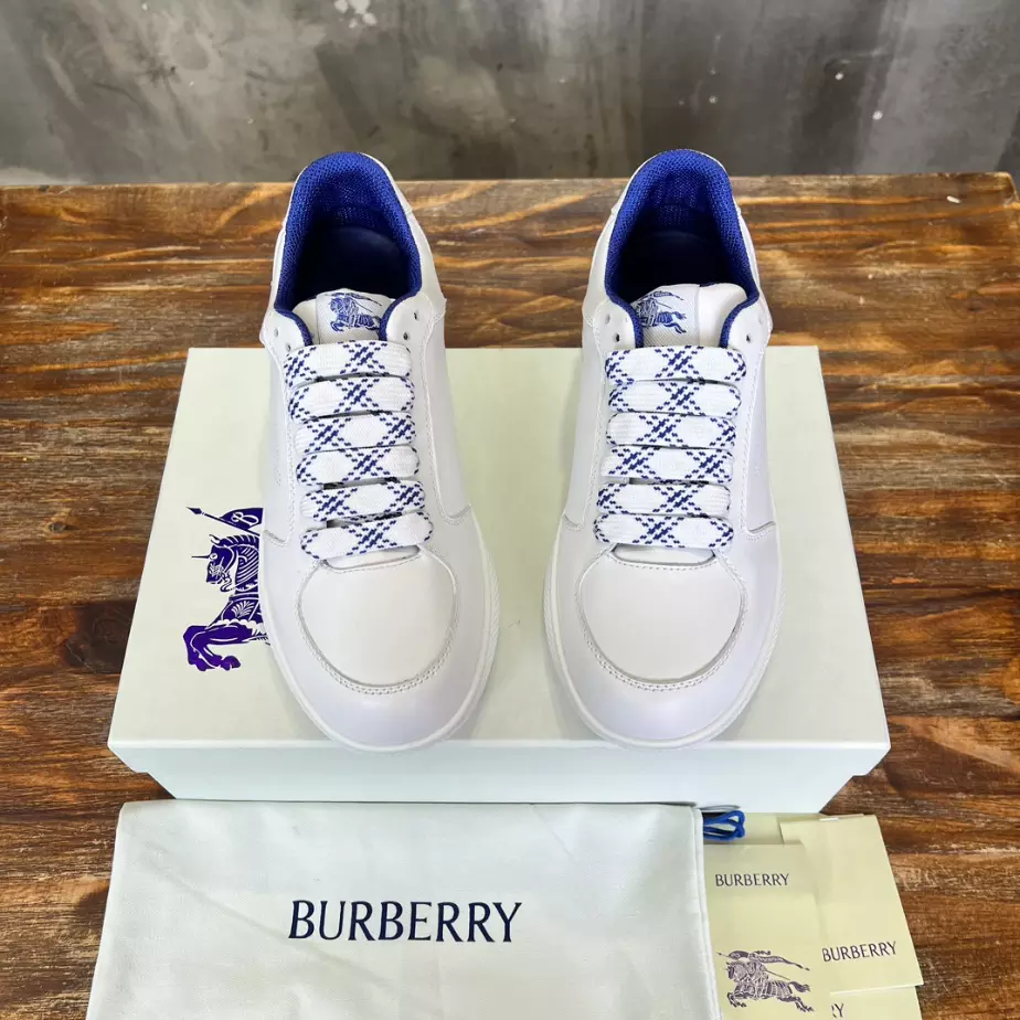 BURBERRY LEATHER STOCK SNEAKERS - BBR088