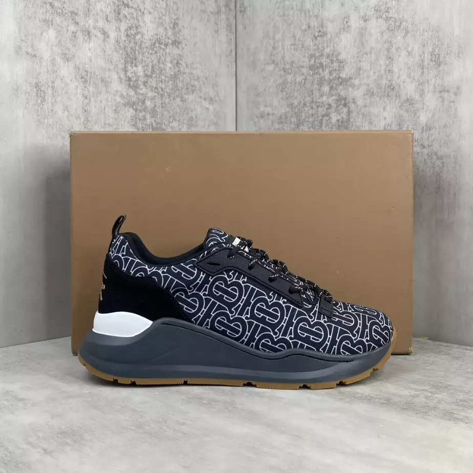 BURBERRY PLATFORM SNEAKERS - BBR059