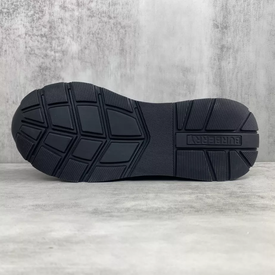 BURBERRY PLATFORM SNEAKERS - BBR064