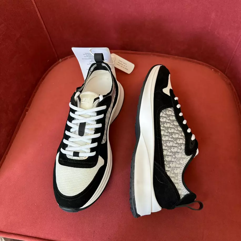 DIOR B25 RUNNER CASUAL SNEAKERS