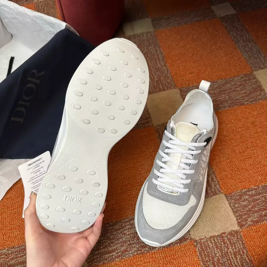 DIOR B25 RUNNER CASUAL SNEAKERS