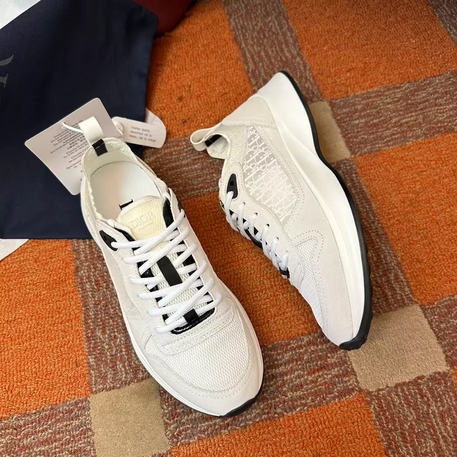 DIOR B25 RUNNER CASUAL SNEAKERS