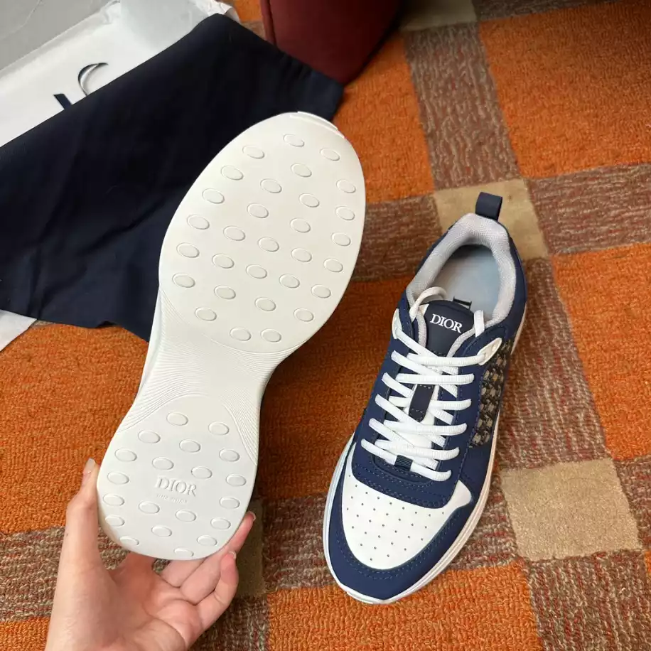 DIOR B25 RUNNER CASUAL SNEAKERS