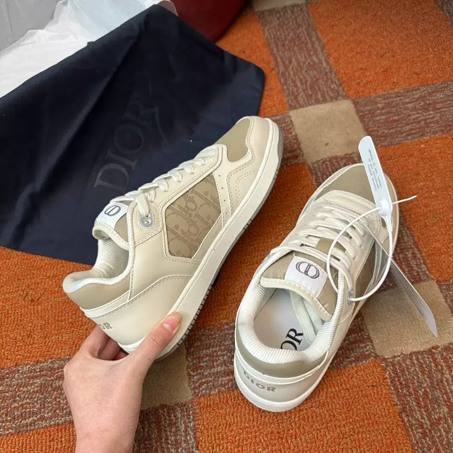 DIOR B35 BLADE COUPLE SNEAKERS