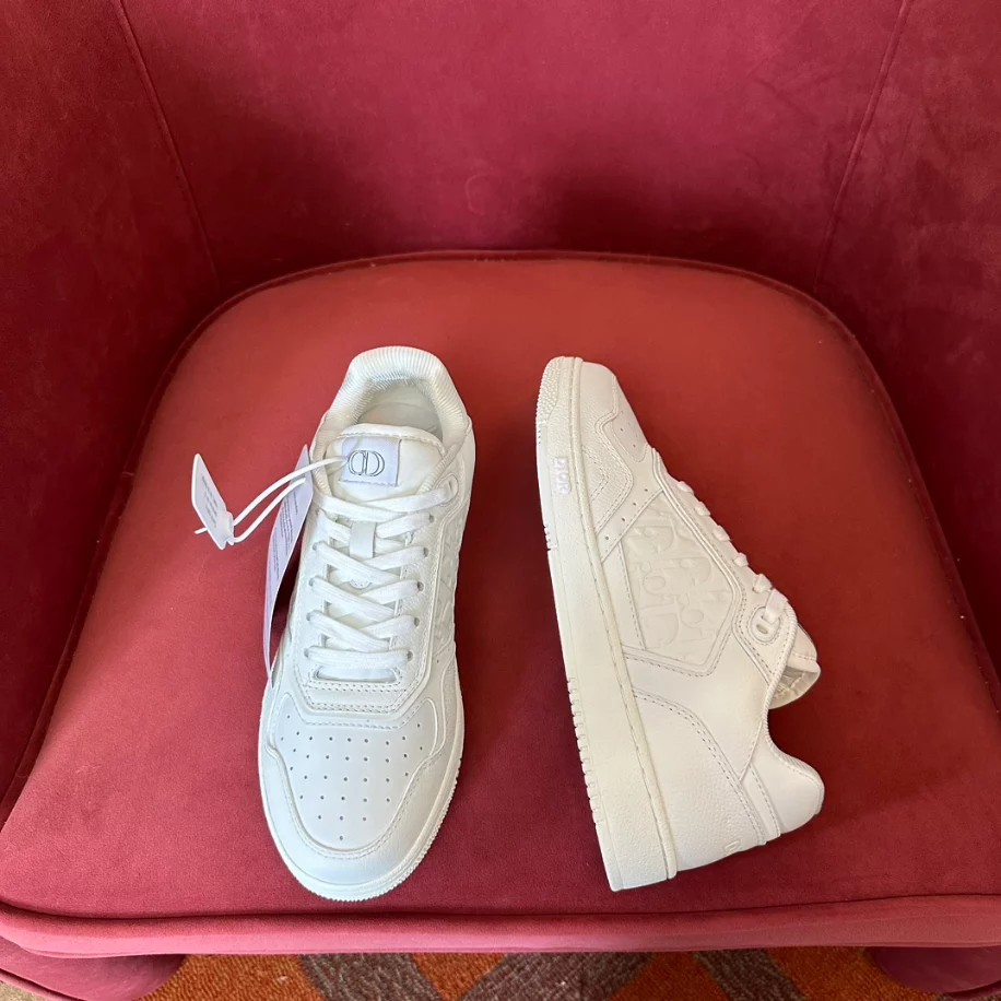DIOR COUPLE LOW TOP B27 CASUAL SNEAKERS