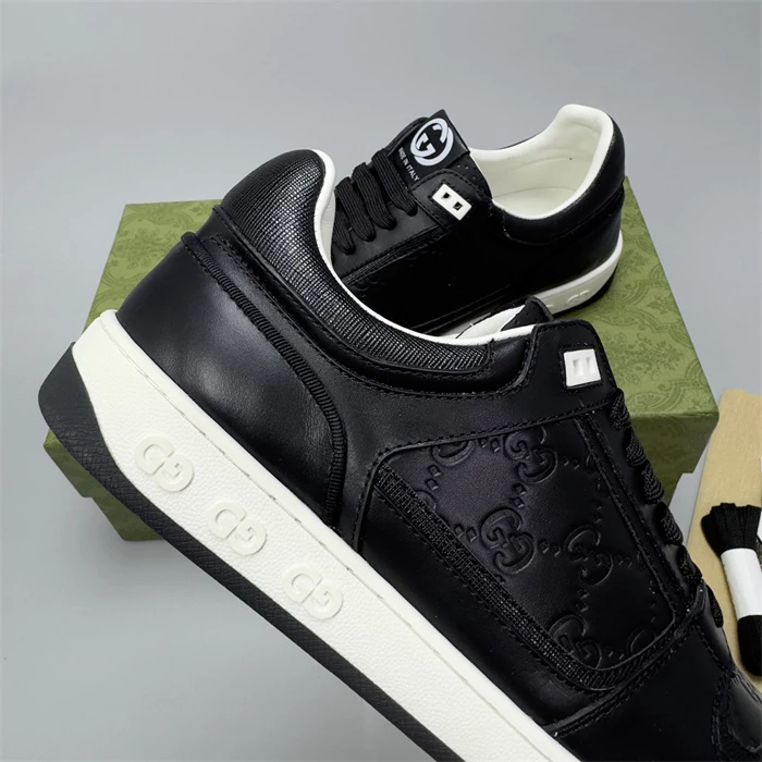 GUCCI SNEAKER