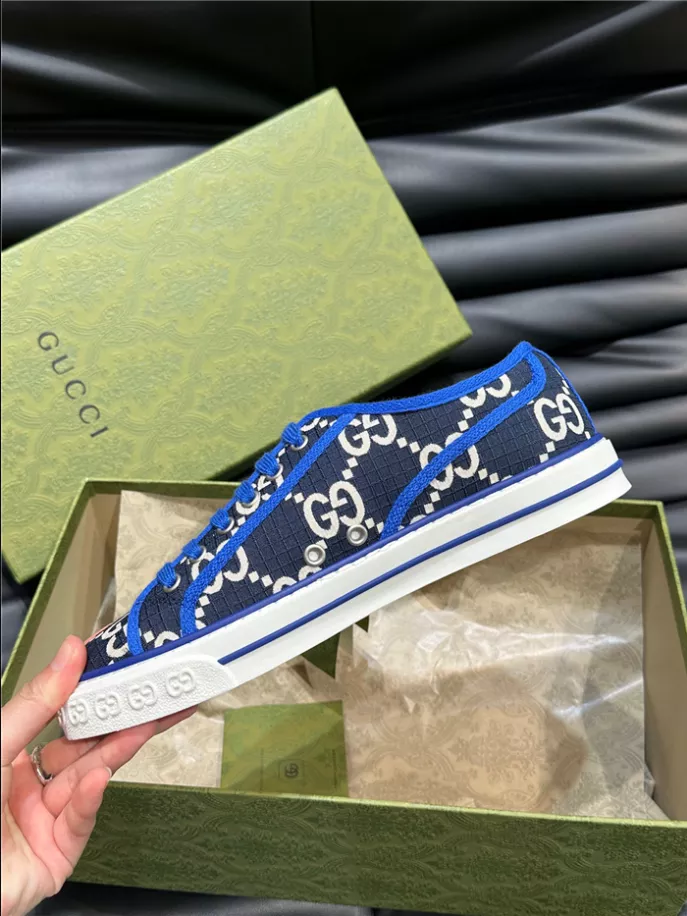 GUCCI SNEAKER