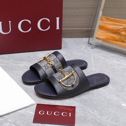 GUCCI WOMEN'S SLIDE SANDAL - GSL077