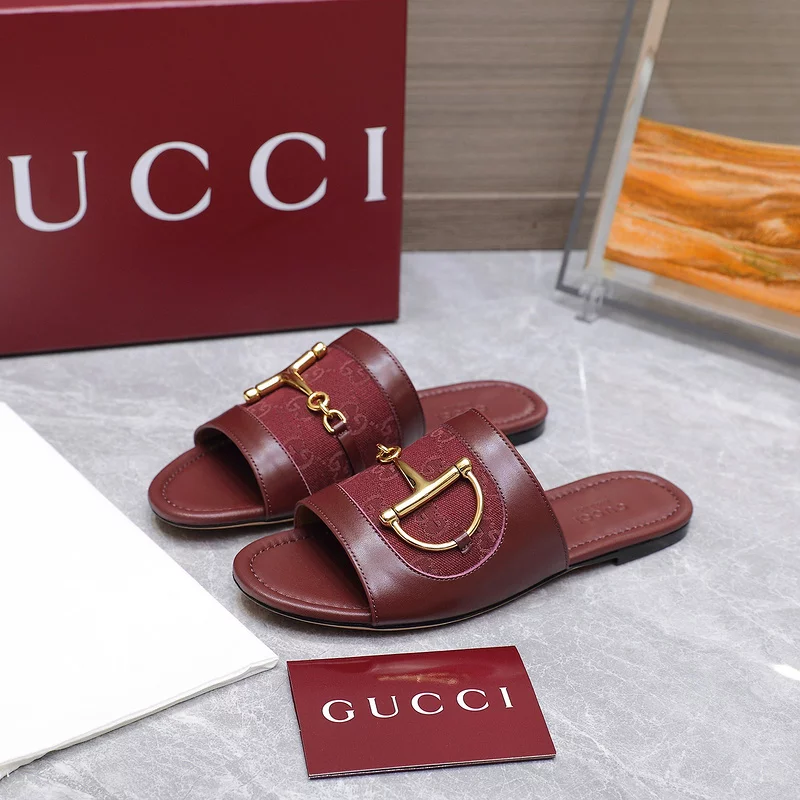 GUCCI WOMEN'S SLIDE SANDAL - GSL078