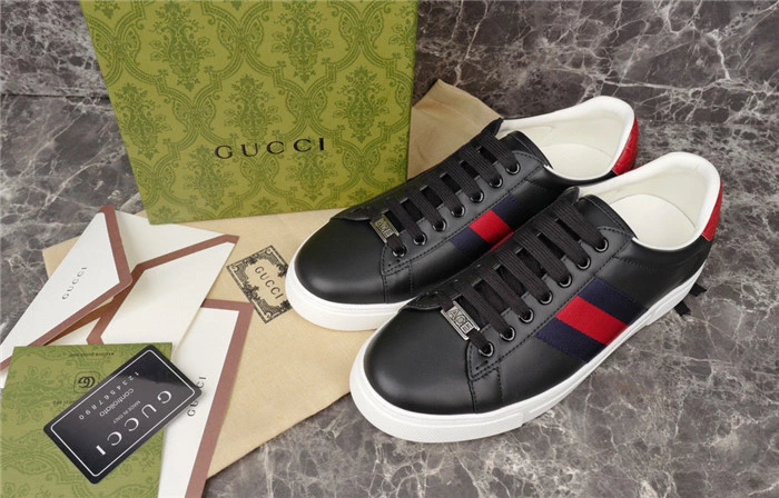 GUCCI SNEAKER