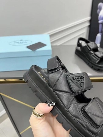 PRADA PADDED SANDALS IN BLACK NAPPA LEATHER - PSD039