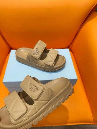 PRADA WOMEN'S SANDALS IN BEIGE PADDED NAPPA LEATHER - PSD024