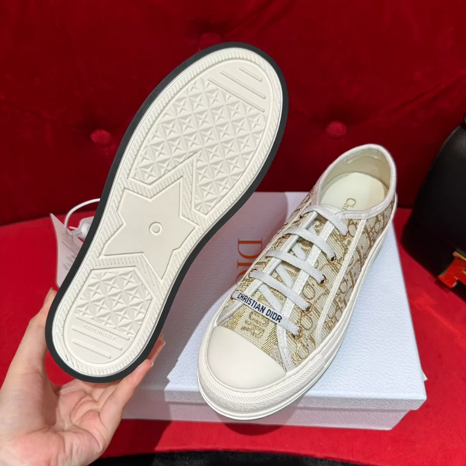 DIOR COUPLE LOW TOP B27 CASUAL SNEAKERS