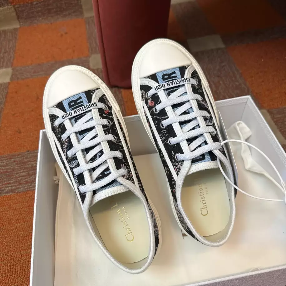 DIOR COUPLE LOW TOP B27 CASUAL SNEAKERS