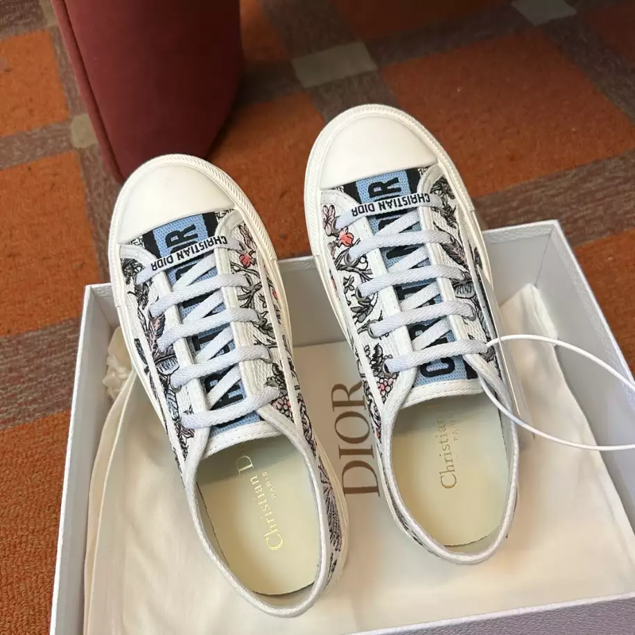 DIOR COUPLE LOW TOP B27 CASUAL SNEAKERS