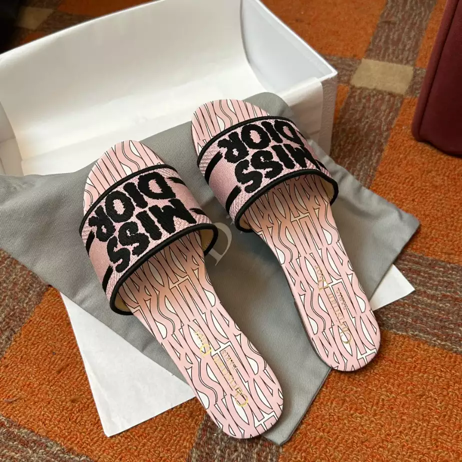 DIOR DWAY SLIDE - DS024