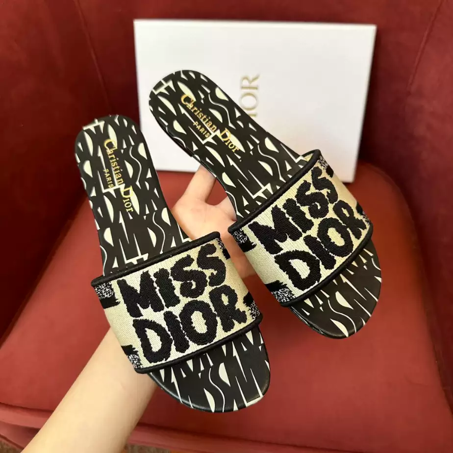 DIOR DWAY SLIDE - DS030