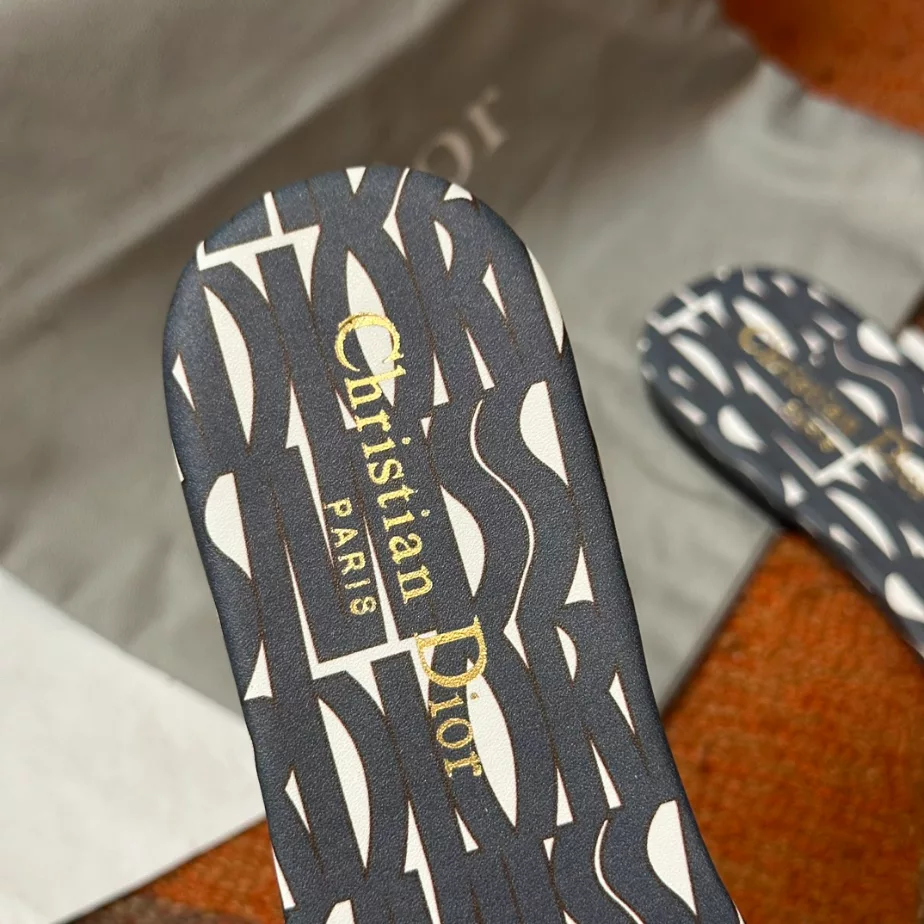 DIOR DWAY SLIDE - DS034