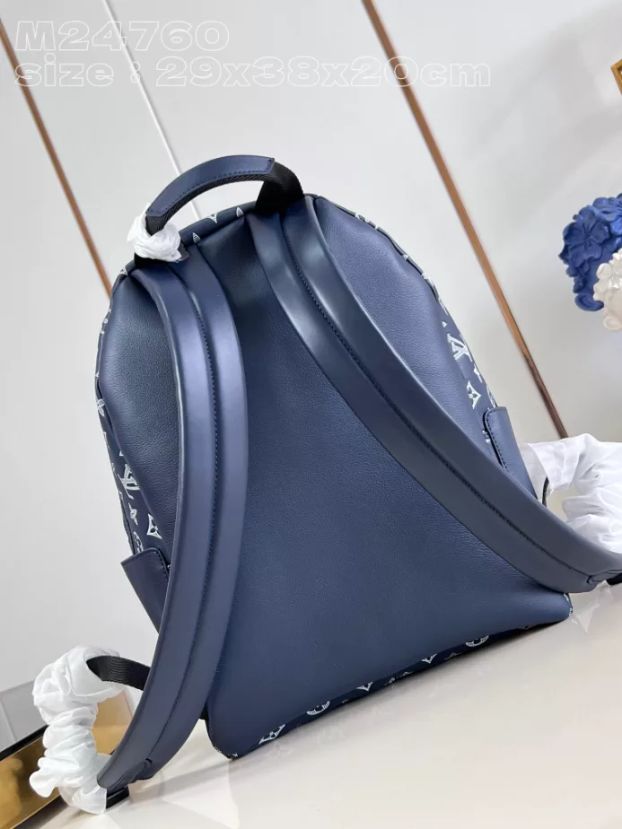 DISCOVERY BACKPACK INK BLUE/WHITE MONOGRAM SHADOW LEATHER M24760 - LW333 DISCOVERY BACKPACK PM SKY BLUE MONOGRAM CANVAS