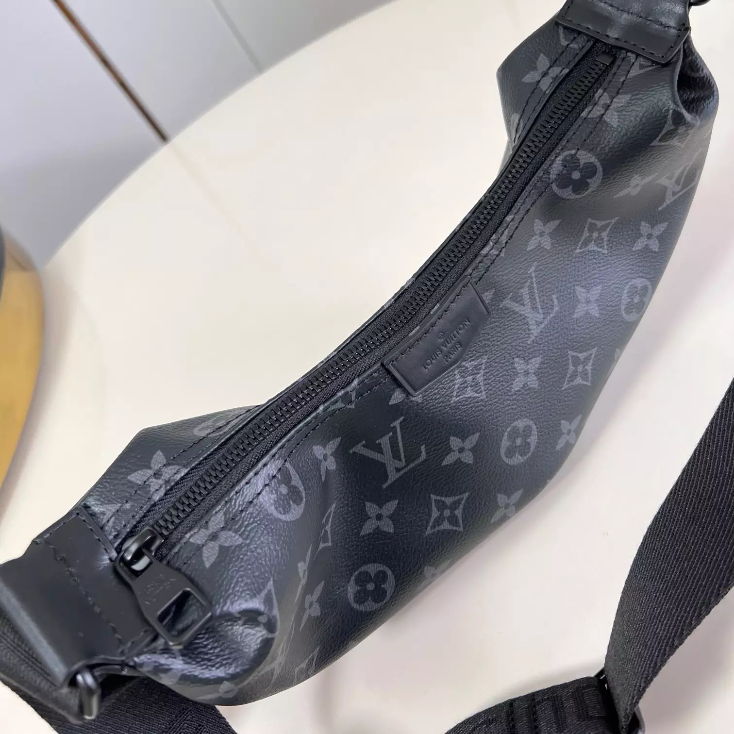 HAMAC BAG PM BLACK MONOGRAM ECLIPSE CANVAS M47158 - LW446 DISCOVERY BACKPACK PM SKY BLUE MONOGRAM CANVAS