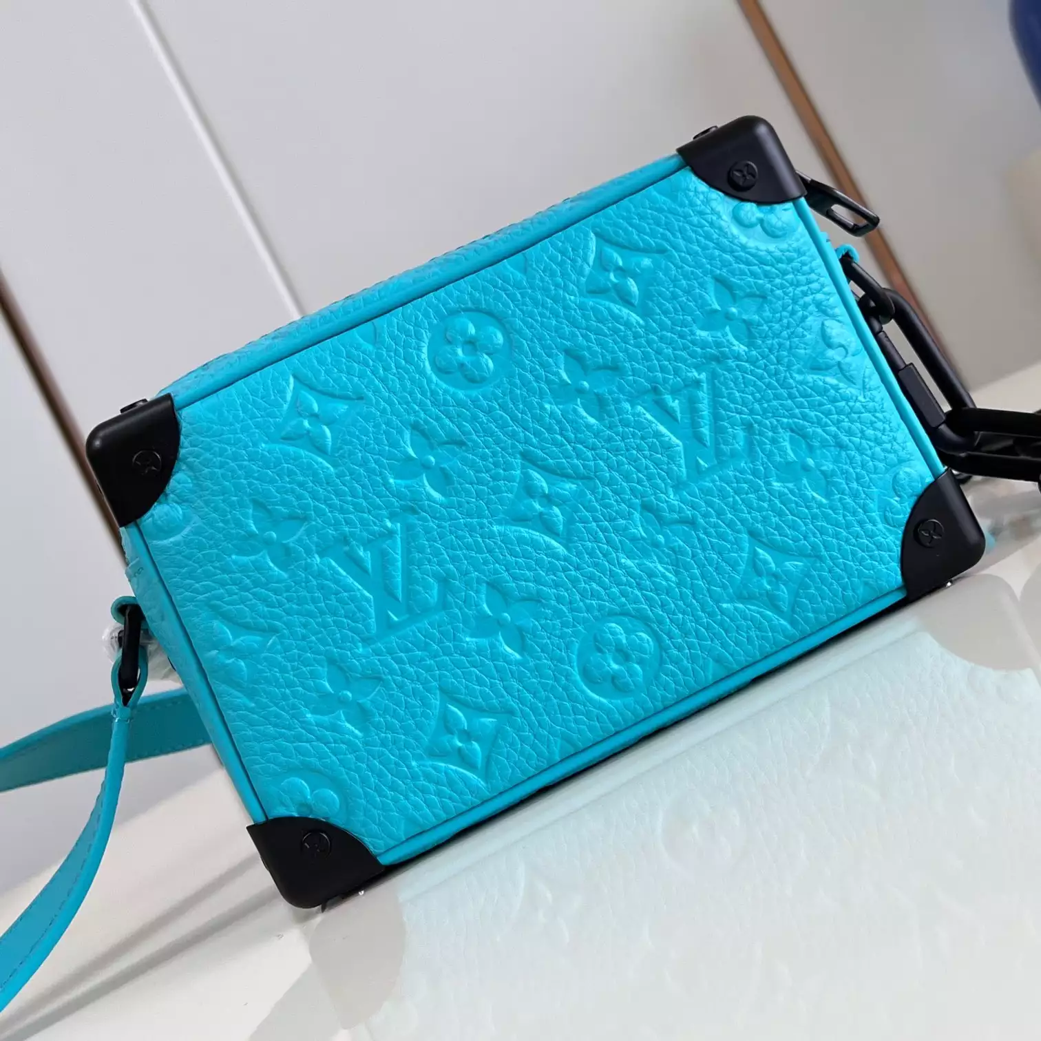 MINI SOFT TRUNK M11673 - LW439 DISCOVERY BACKPACK PM SKY BLUE MONOGRAM CANVAS