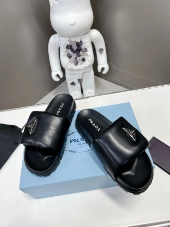 PRADA SLIDES IN BLACK SOFT PADDED NAPPA LEATHER - PSD079