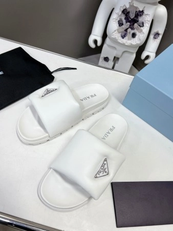 PRADA SLIDES IN WHITE SOFT PADDED NAPPA LEATHER - PSD080