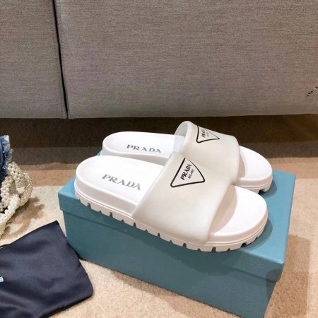 PRADA WHITE LEATHER SLIDES WITH PRINTED TRIANGLE LOGO - PSD089
