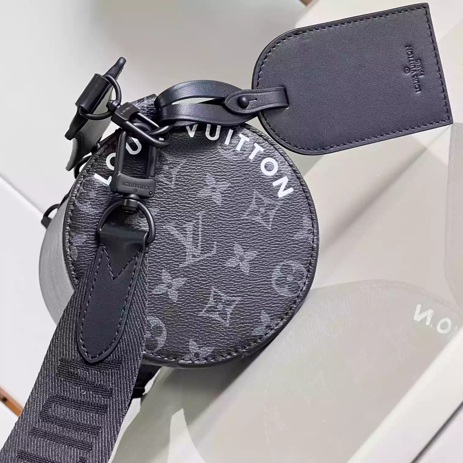 SOFT POLOCHON PM MONOGRAM ECLIPSE M46796 - LW448 DISCOVERY BACKPACK PM SKY BLUE MONOGRAM CANVAS