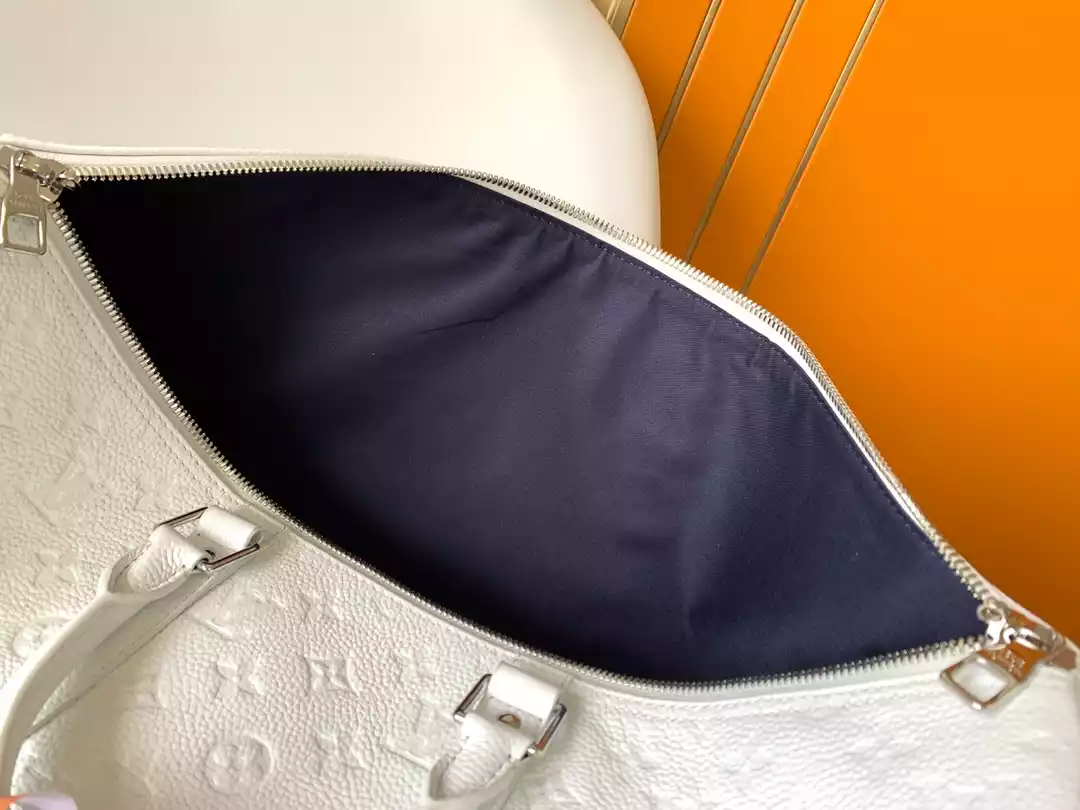 X YAYOI KUSAMA KEEPALL 50 TAURILLON MONOGRAM M21678 - LW368 DISCOVERY BACKPACK PM SKY BLUE MONOGRAM CANVAS