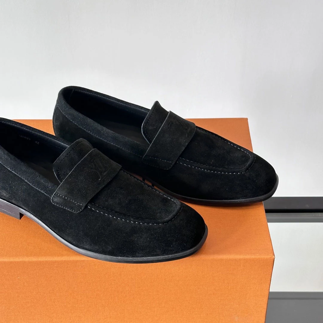 GLOVE LOAFERS IN BLACK - VL056