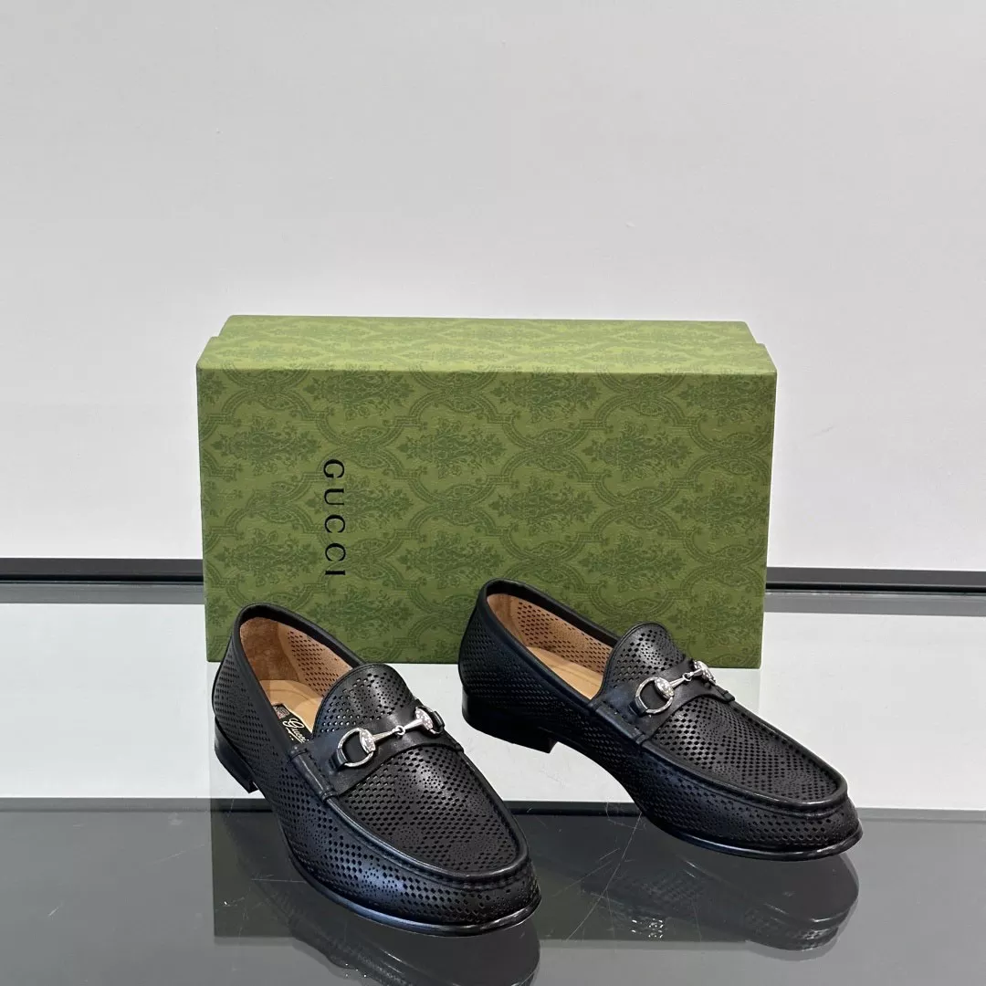 Gucci Men Horsebit Black Loafer - GL090