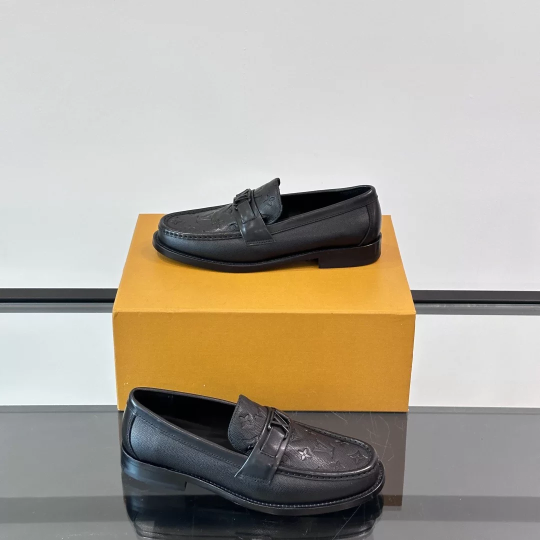 MAJOR LOAFERS IN BLACK - VL036