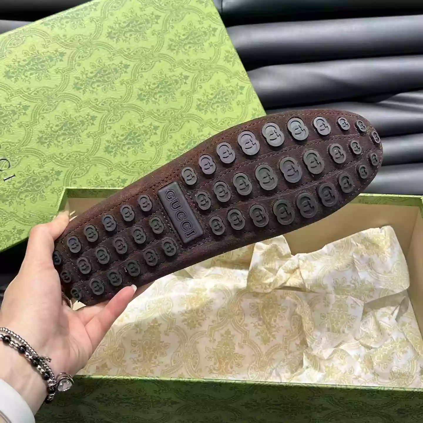 MEN'S DRIVER WITH INTERLOCKING G IN DARK BROWN - GL099