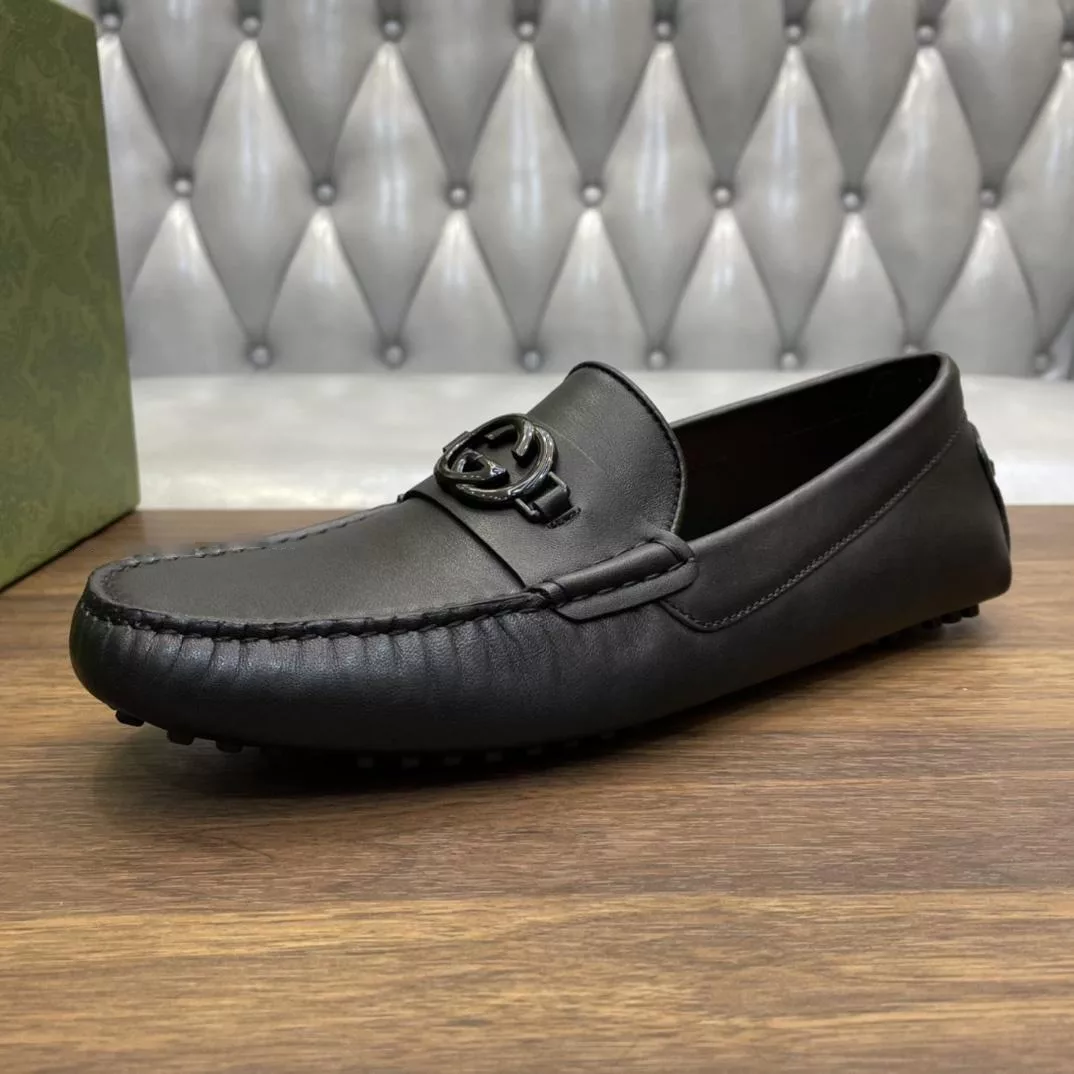 MEN'S INTERLOCKING G DRIVER BLACK LEATHER - GL106