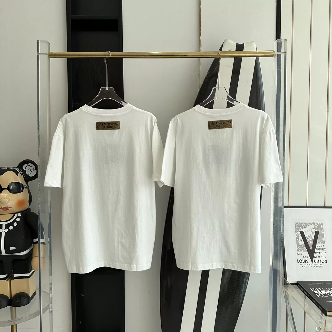 LV LOGO T-SHIRT IN WHITE - LVTS112 Damier Jacquard Short-Sleeved Crewneck - LVTS089