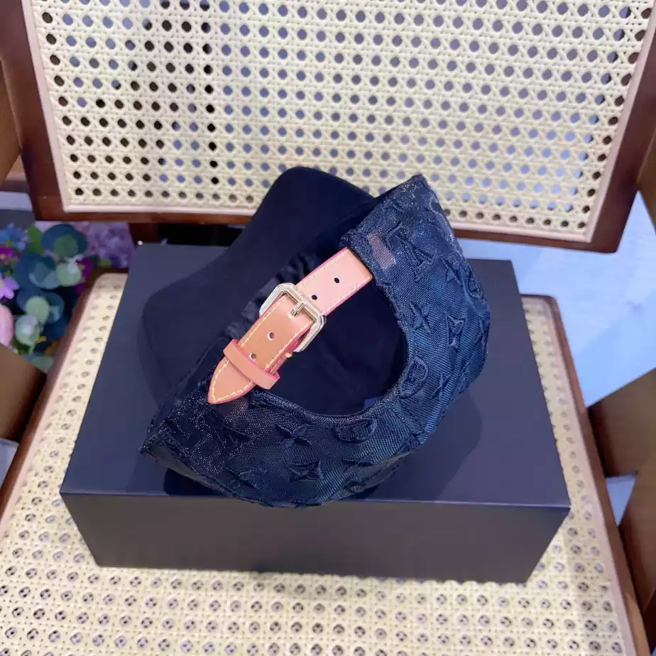 Louis Vuitton Caps