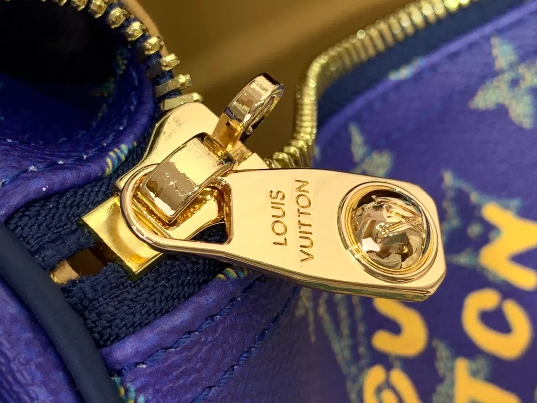 KEEPALL BANDOULIÈRE 50 LOUIS VUITTON HERITAGE - LW454 DISCOVERY BACKPACK PM SKY BLUE MONOGRAM CANVAS